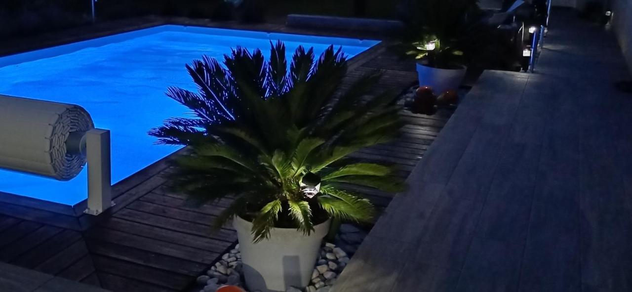 L'Atelier D'Adrien Lägenhet Lesgor Exteriör bild